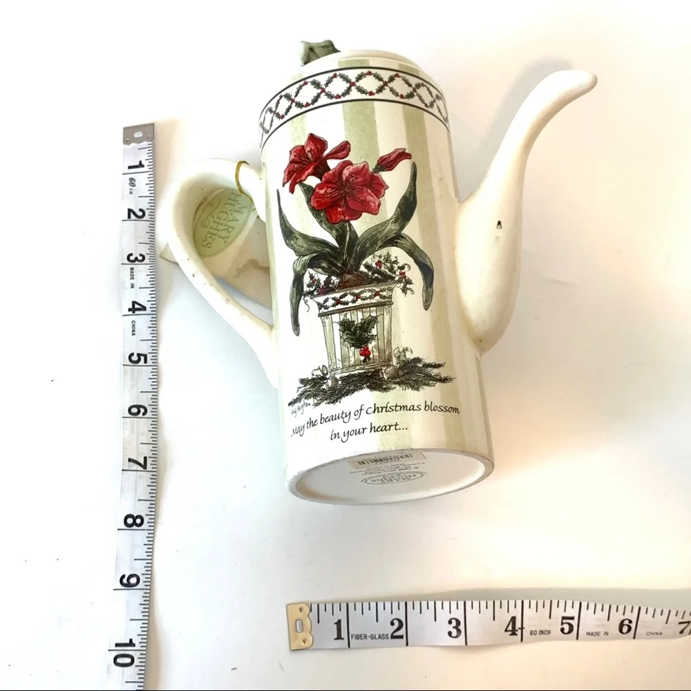COPY - Vintage MARY HUGHES Christmas Ceramic Teapot